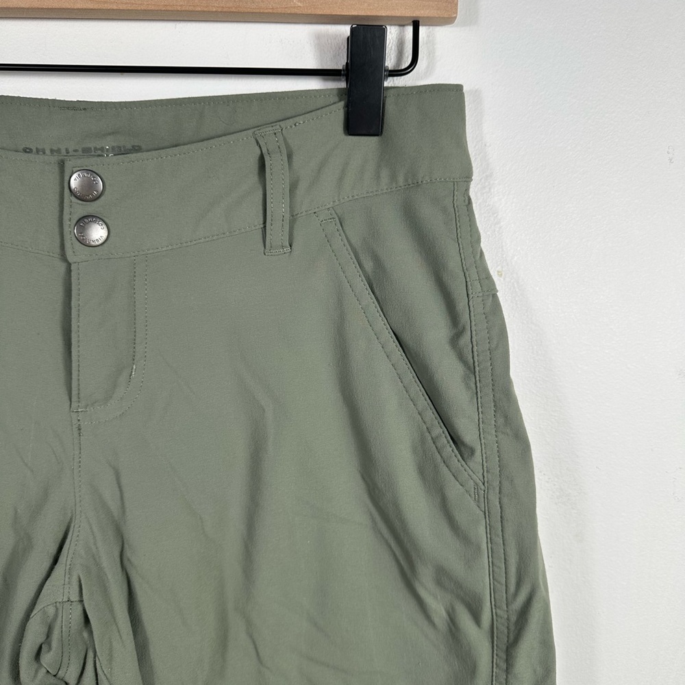 Columbia Women's Olive Green Performance Shorts - Picture 4 of 10